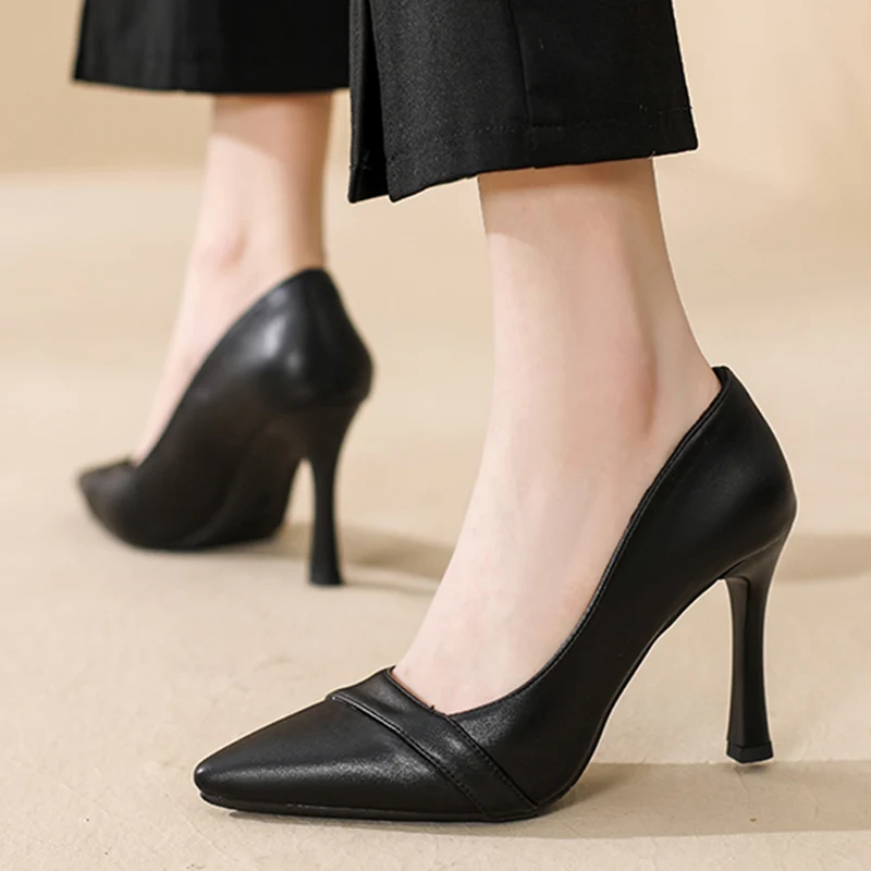 

Женские туфли-лодочки, модель 2022 года, осенняя модная Роскошная повседневная женская обувь с острым носком на высоком каблуке для прогулок ...