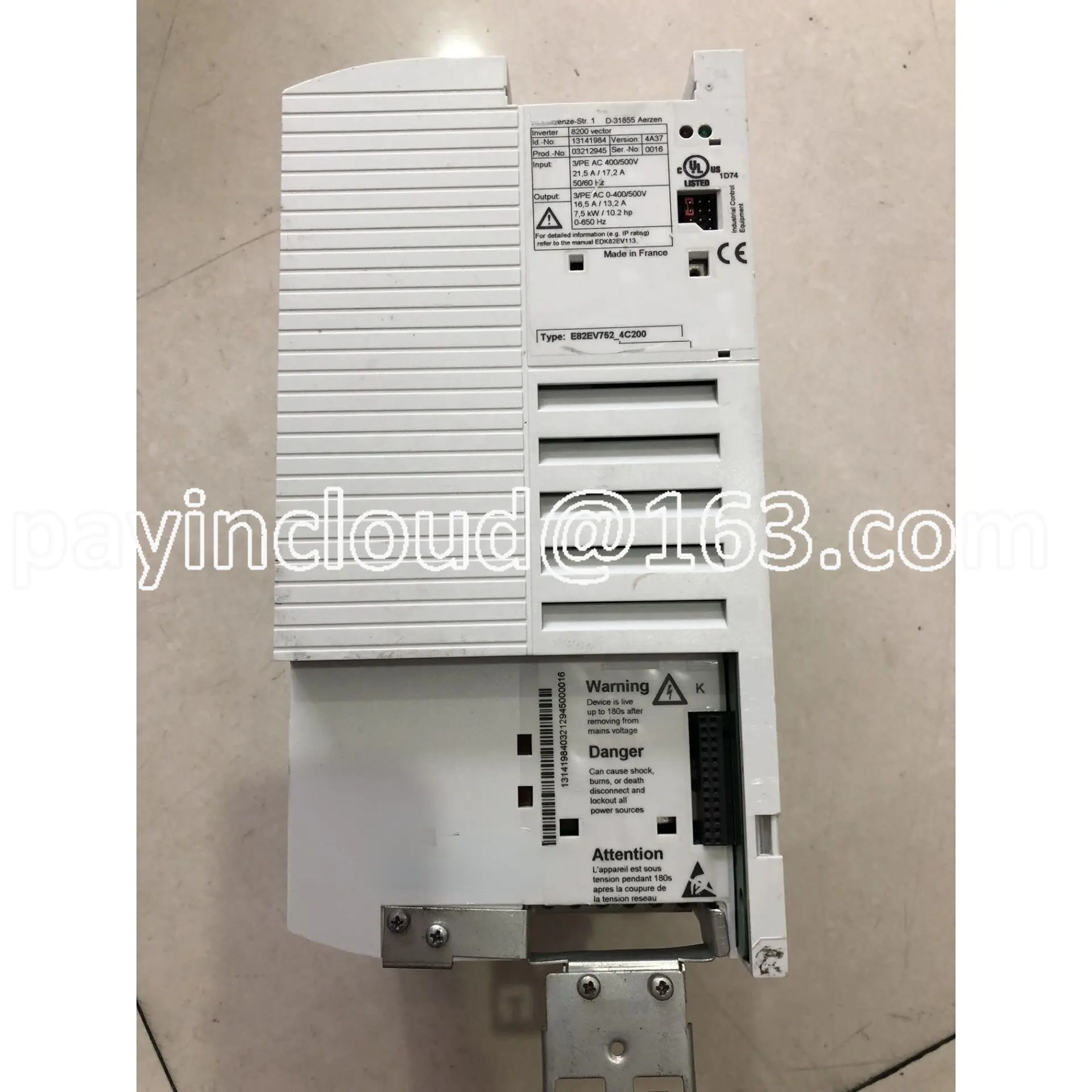 

E84AVSCE1524SB0 e84avsce22sb0 E84AVSCE2222SX0 Оригинальный Новый преобразователь частоты