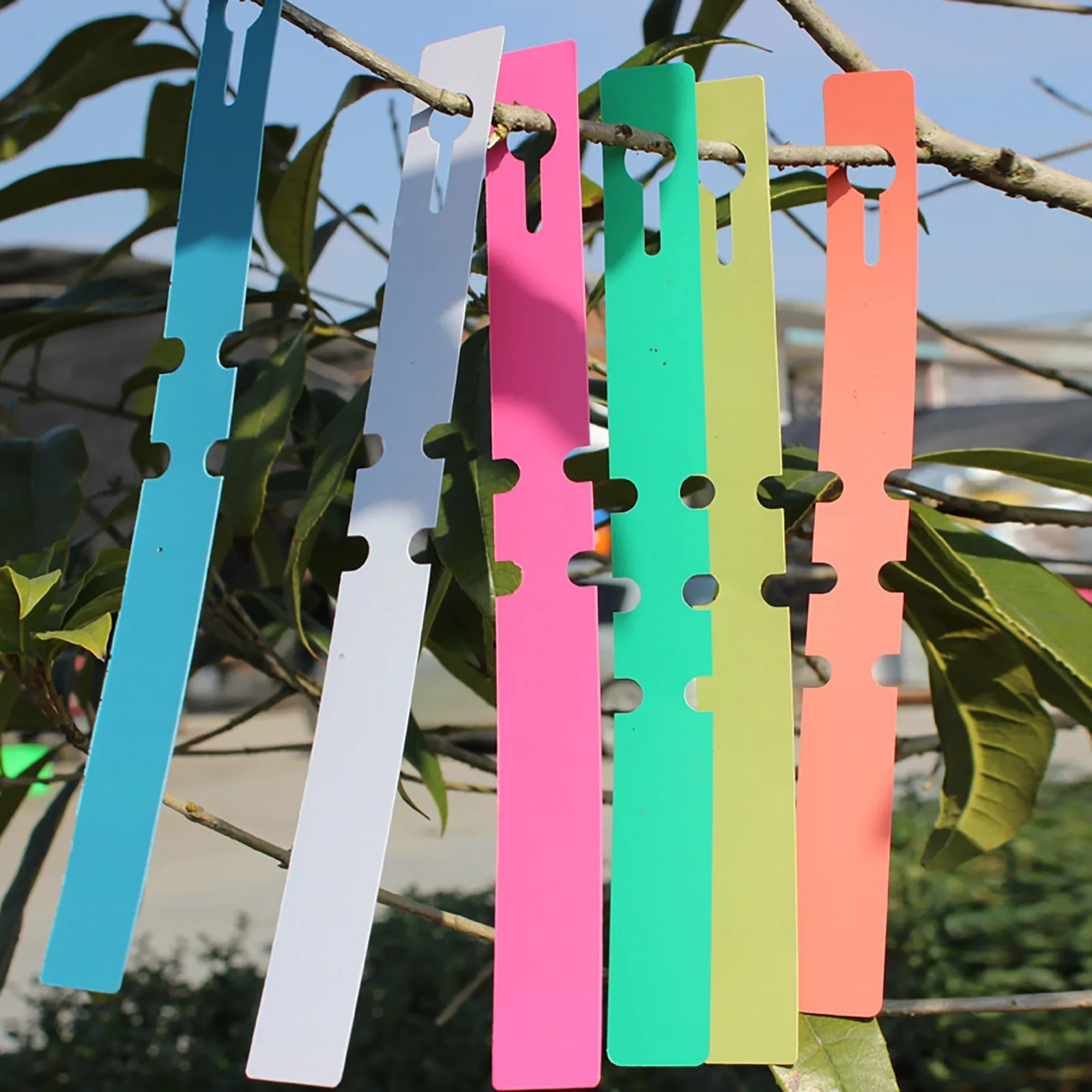 

100pcs Waterproof Plant Markers Plastic Plant Hanging Tags Gardening Plant Marker Label Tools Garden Pots & Planters Supply