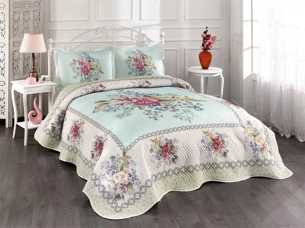 

Madison printed quilted double bed cover mink