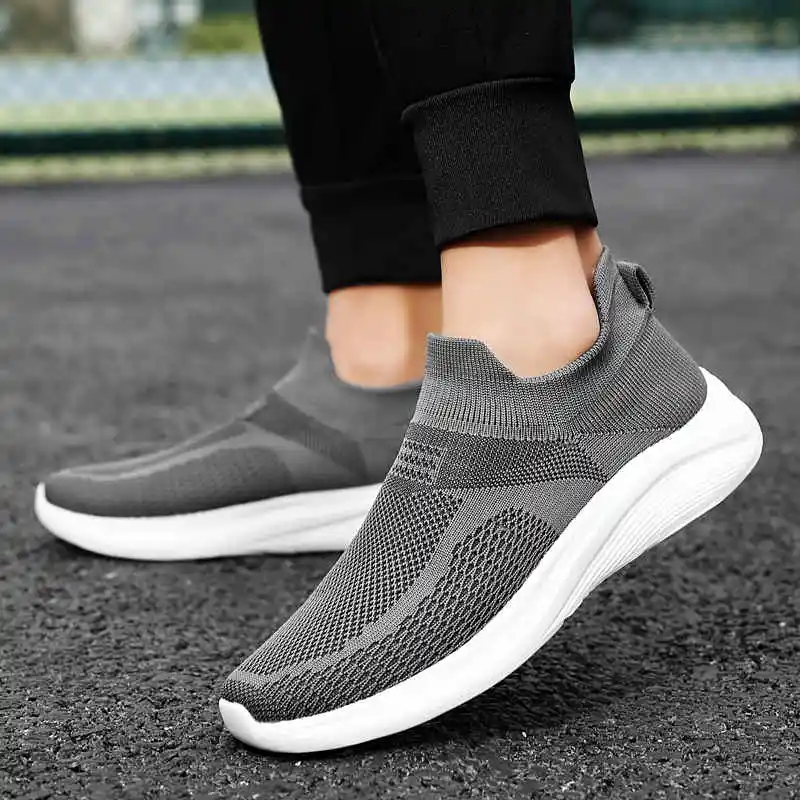 

Brand Trainers Male Sneakers With Big Soles Sport Shoes Slip-Ons Running Shoes Man Easy Cheap Man Sports Soft Soles Tennis Red