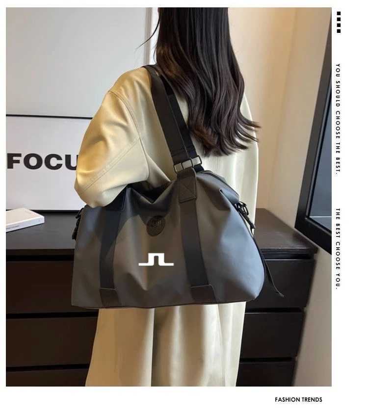 

New Golf Bag 2023 Men Women Sports Shoulder Bag Portable Messenger Pu Material Single Shoulder Lightweight Golf Bag Travel Bag