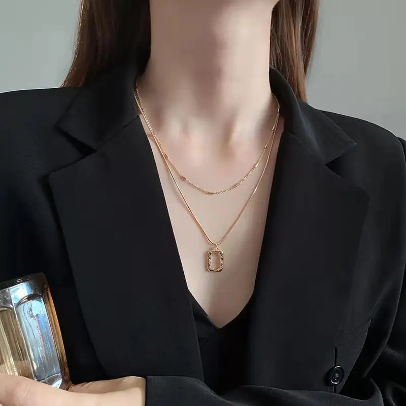 

18k Gold Plated Titanium Steel Necklace for Women Vintage Ins Wind Geometric Square Collarbone Chain Double Layered Wear Plated