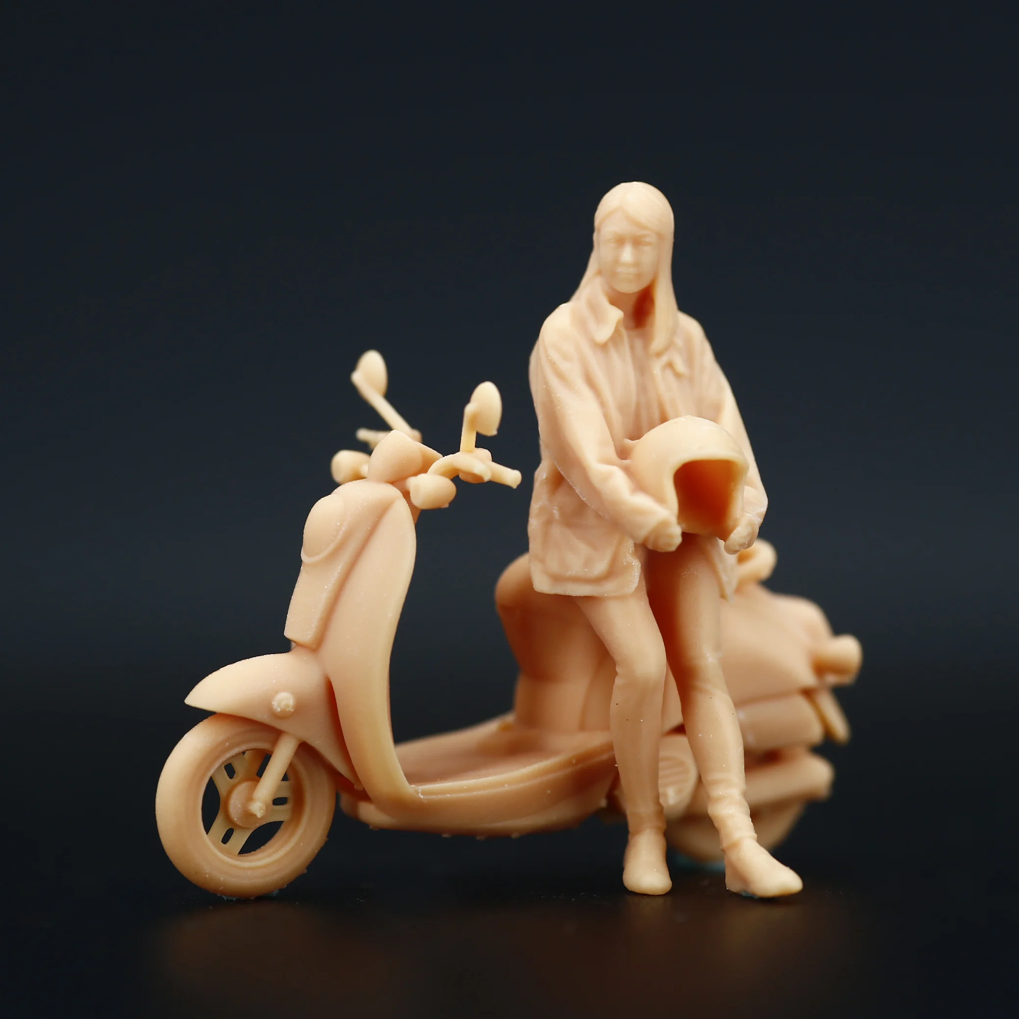 

1:64 1:43 миниатюрная фигурка ручного изготовления для девочек на езде на мотоцикле, белая модель должна быть окрашена самостоятельно