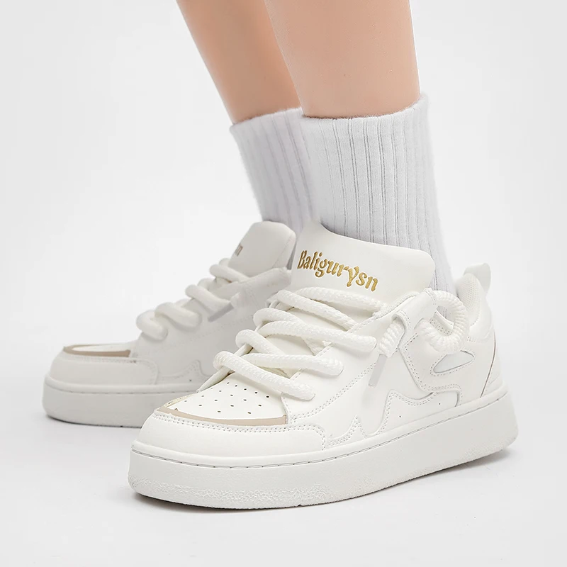 

2023 Summer Niche Bread Shoes Female Small White Shoes Korean Version of Everything with Thick Sole Low Help Trend Board Shoes