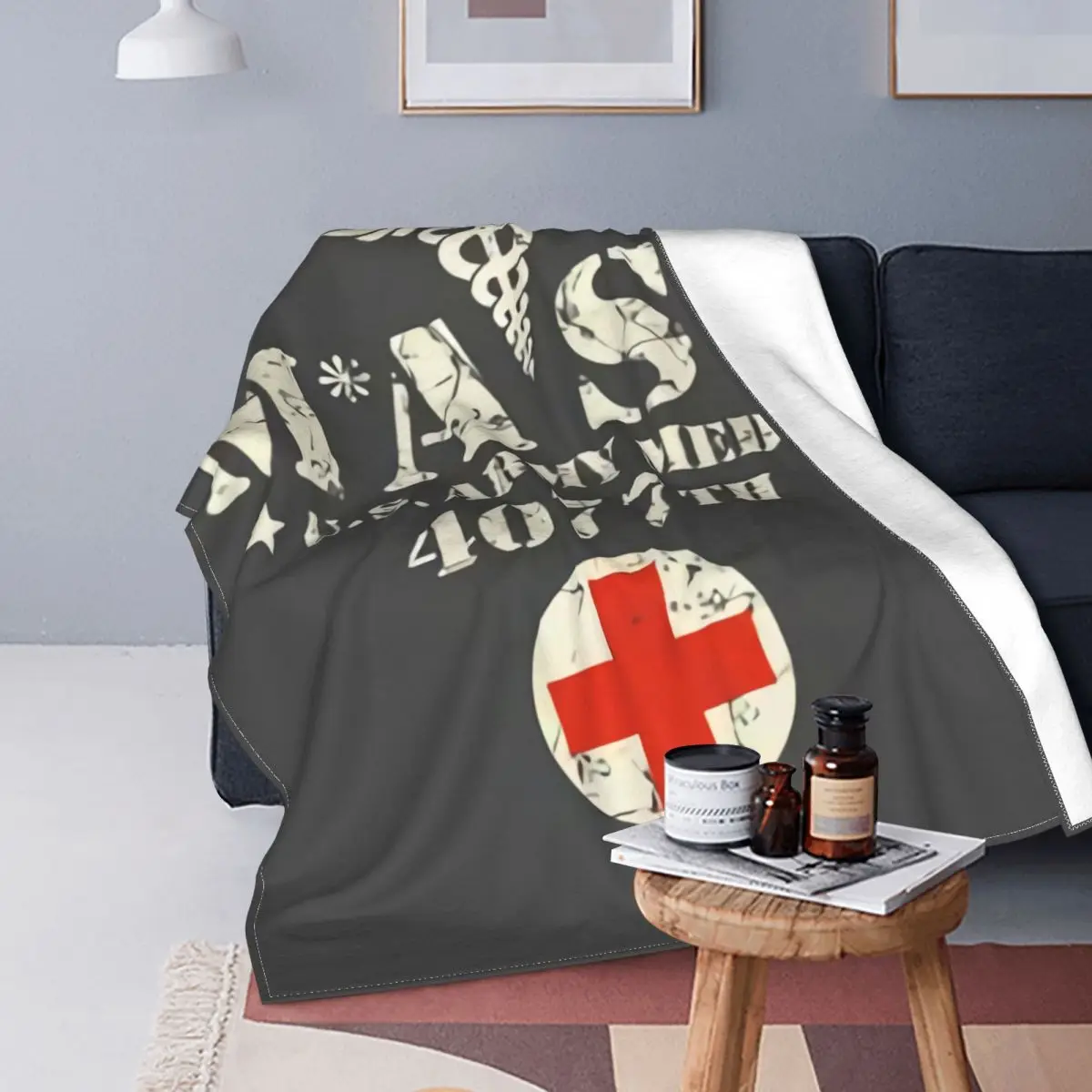 

Mash ( Distressed Design ) Blanket Fleece Flannel 4077 4077th Hawkeye Kinger Alan Alda War Throw Blankets for Sofa Bed Bedspread