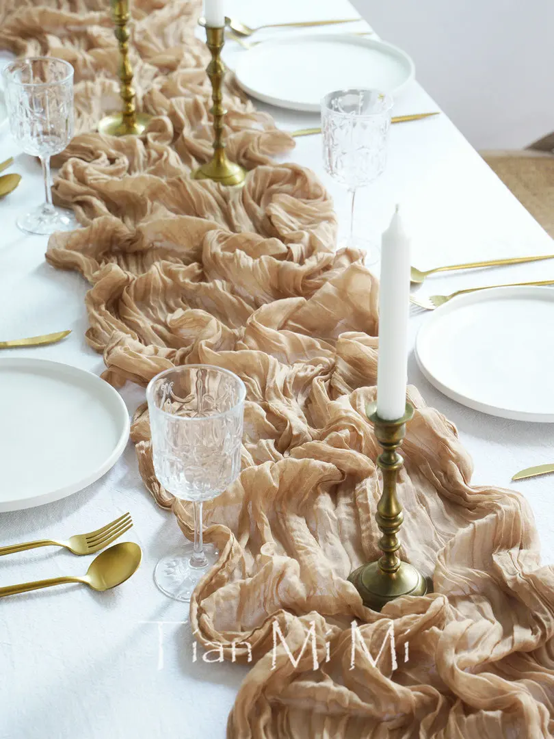 Полупрозрачная марлевая настольная дорожка коричневая для десертов обеденная