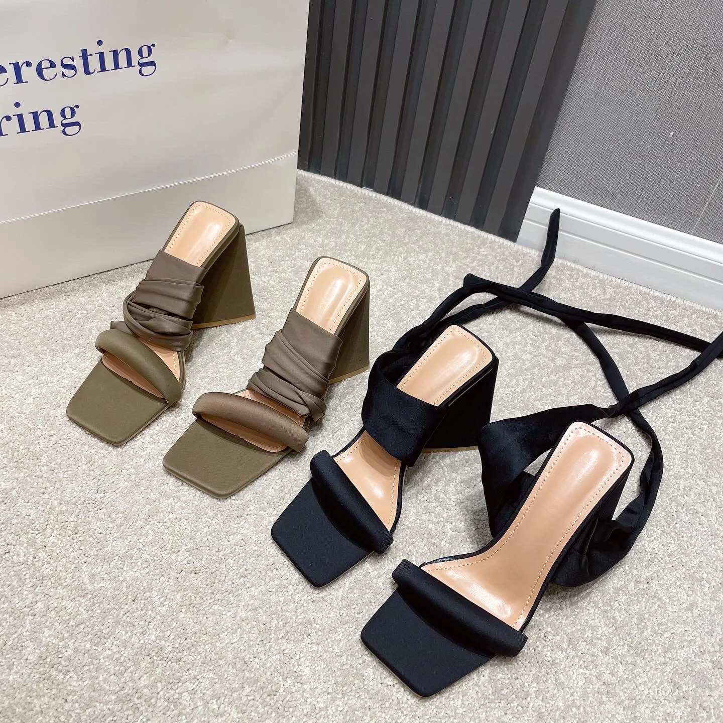 

2022 Summer New Sexy Women Sandals Ankle Strap Fashion High Heels Female Chunky Heel Sandalias Ladies Party Shoes Woman Pumps