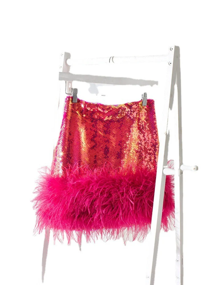 Шелковая юбка с блестками и перьями