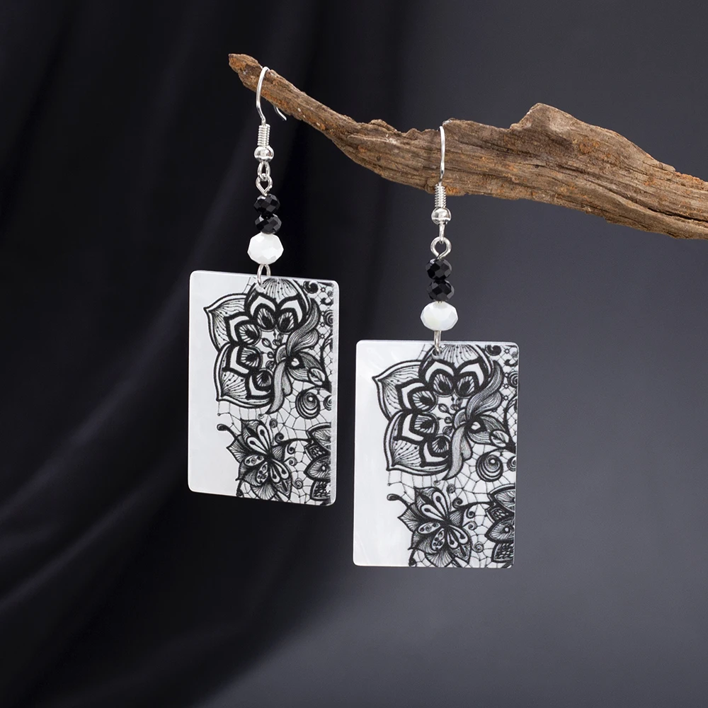 Женские акриловые серьги с цветочным принтом Relievo