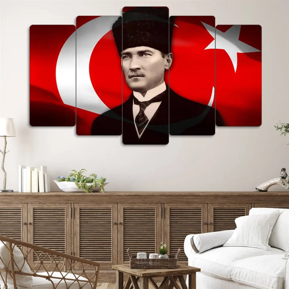 

Стол Mustafa Kemal Ataturk из МДФ
