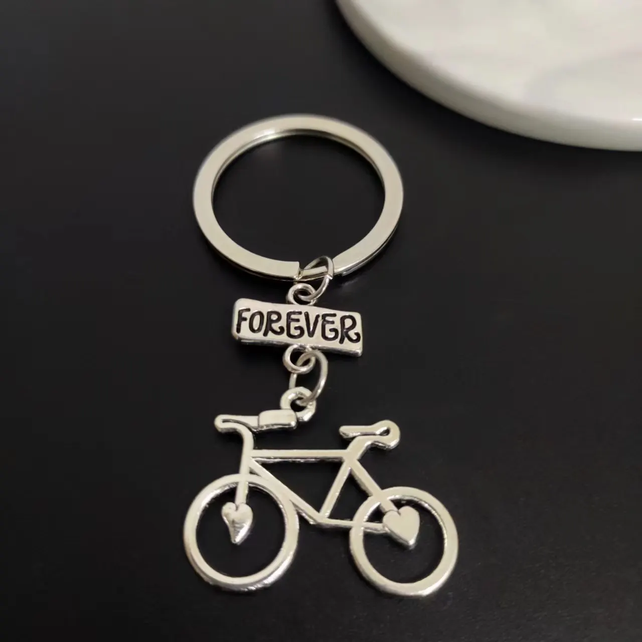 

FOREVER Bicycle Camera Key Chains, keyring,Silver Color, Women Jewelry Man Accessory Pendant Fashion Gift