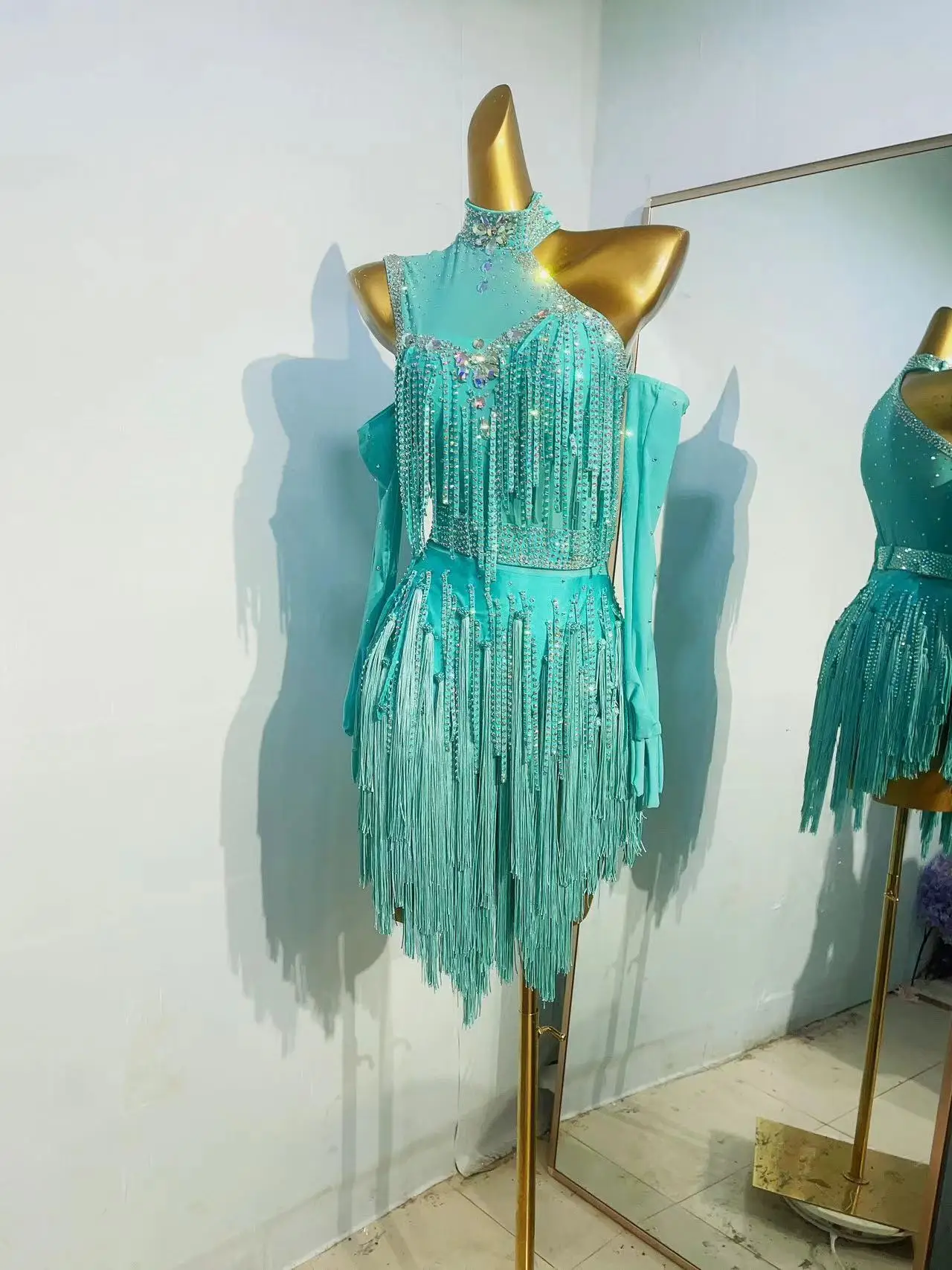 Женское платье для латиноамериканских танцев роскошное цельное со стразами