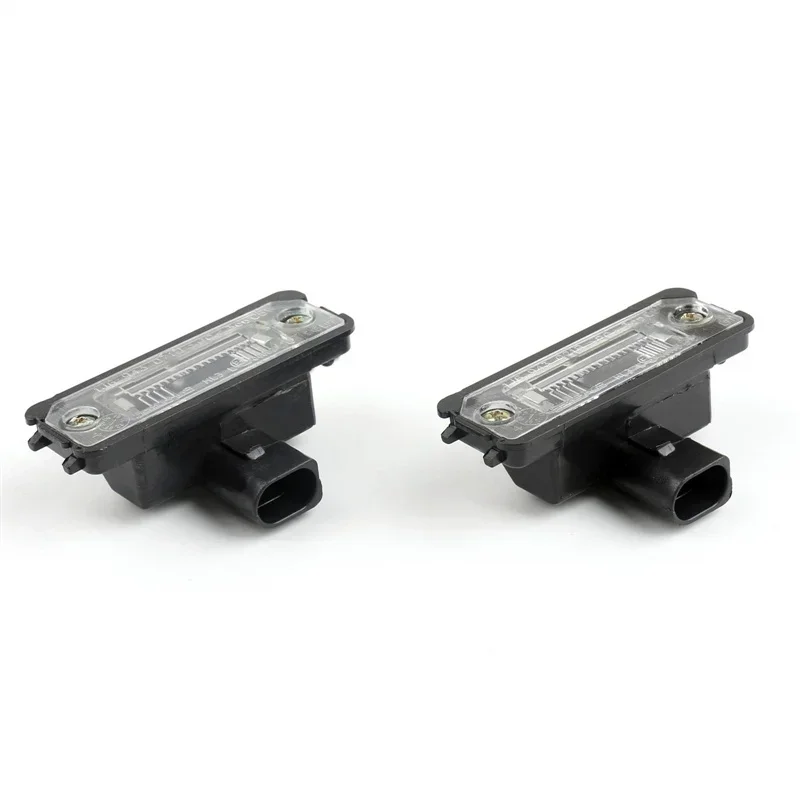 

Для VW Golf MK4 1998-2006 Passat Polo 2000-2010 Scirocco Beetle 2006-2010 Lupo 1999-2006 подсветка номерного знака 1J6943021B