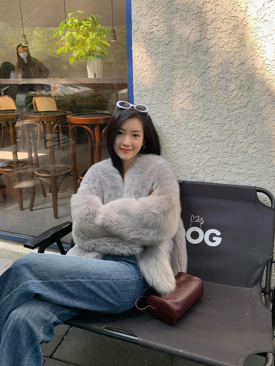 Рисунок 3 - Женское короткое зимнее меховое