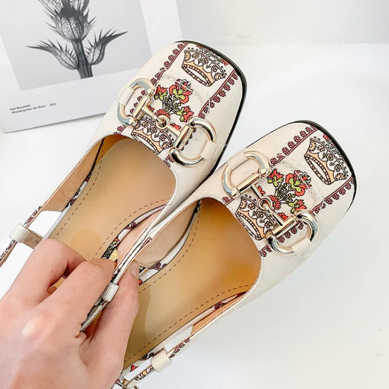 2023 Leather Jacquard Face Horse Buckle Shallow Mouth After Empty Thick Heel Sandals 31-46 Size Women's Shoes 22-20