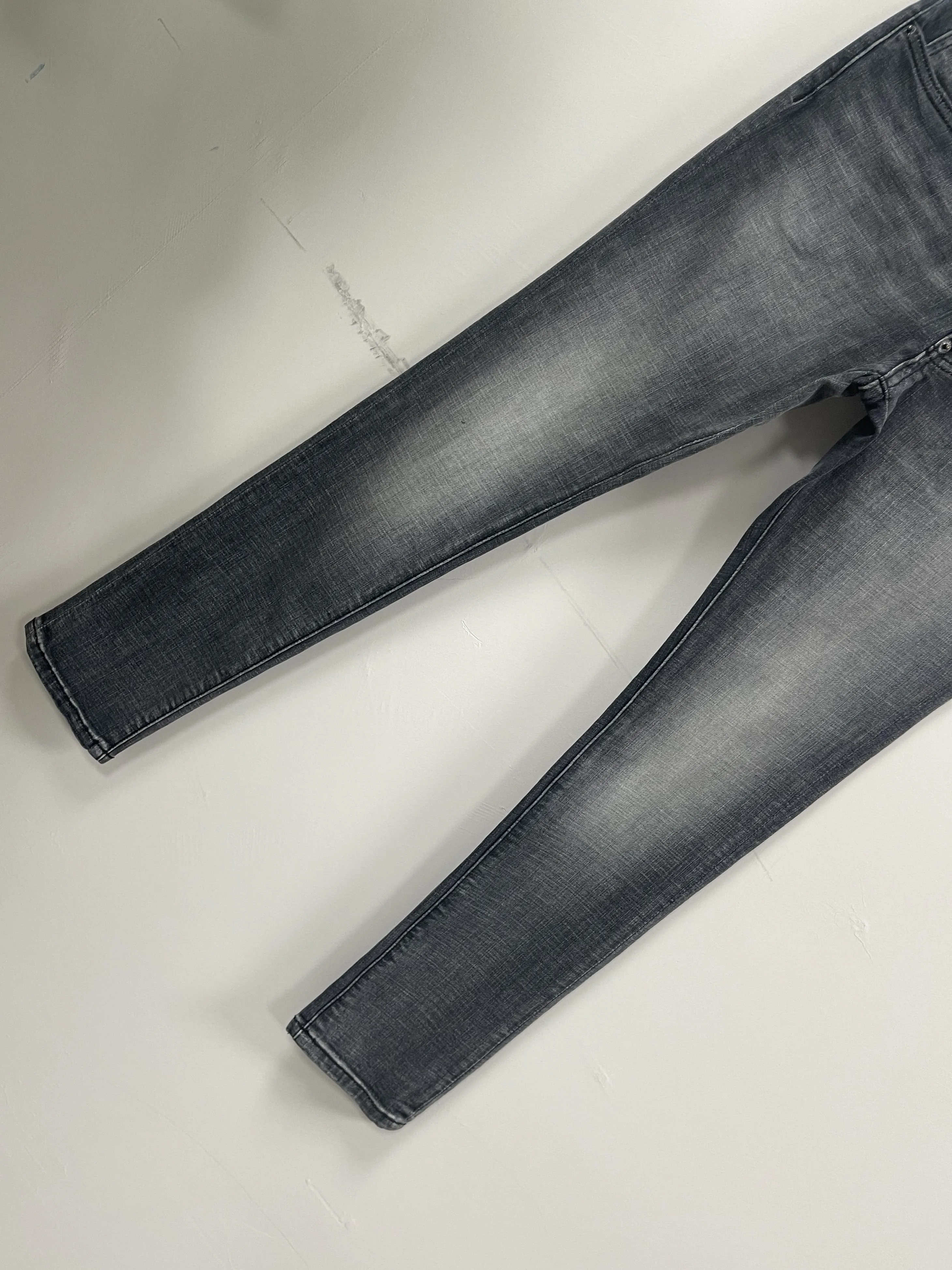 2024 новые модные мужские рваные нашивки с краской старые эластичные облегающие