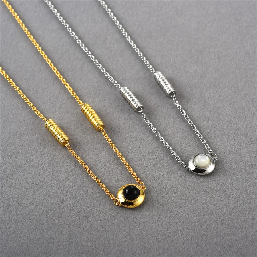 Женское ожерелье из медного сплава