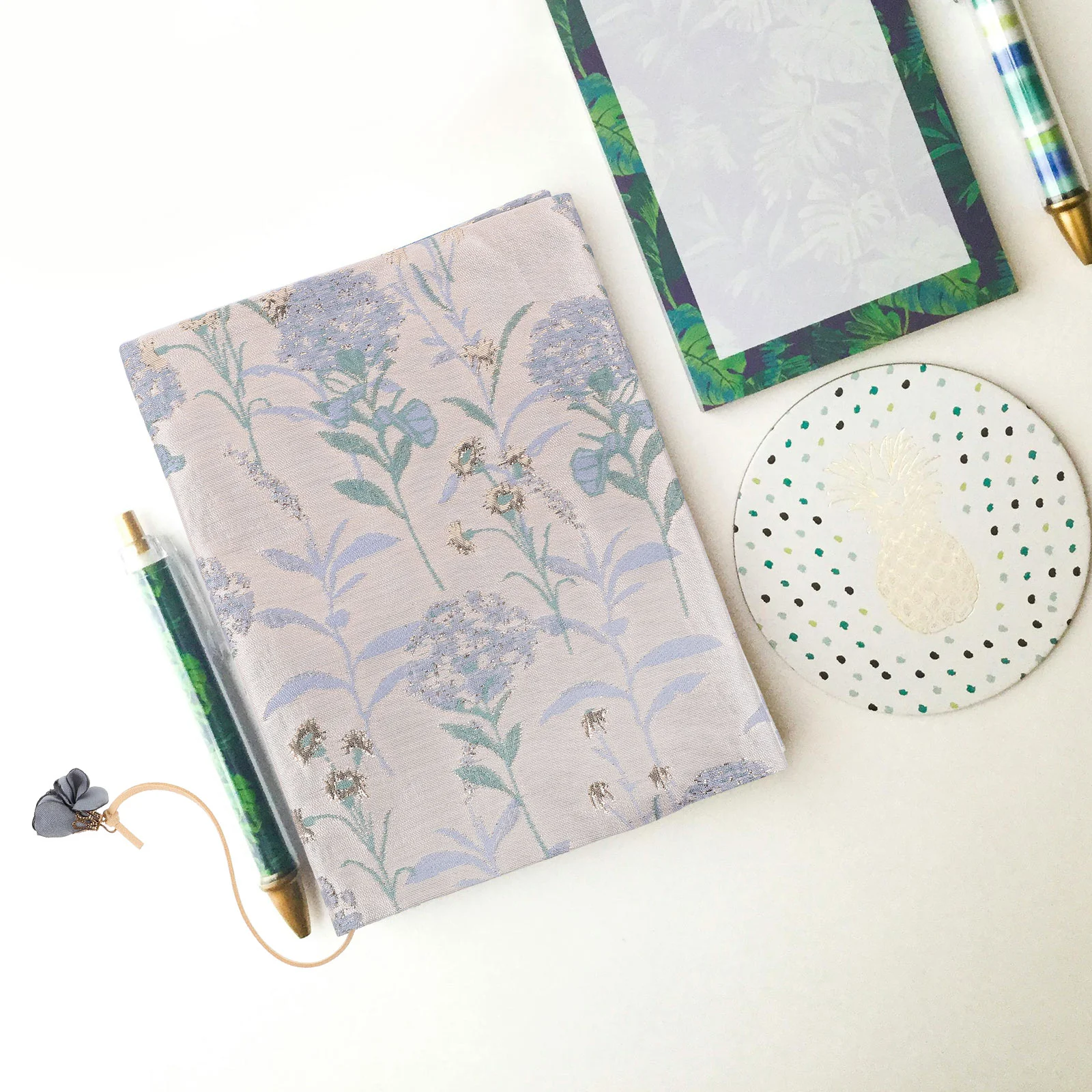 Тканевая обложка книги Удобная стильная защита Декоративный рукав Защитные