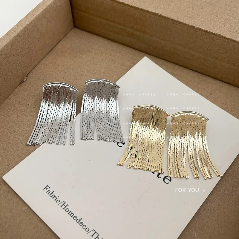 

925 Silver Needle Super Flash Clever Temperament Of Tassel Long Earrings Retro Light Luxury French Stud Earrings Commuter Aura