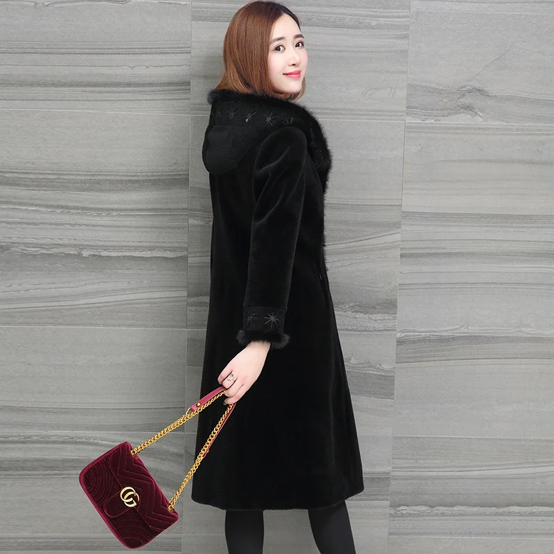 

quality Superior Wool Natural Sheep Shearing Real s Women Ladies Winter Jacket Hood Mink Fur Coat Female