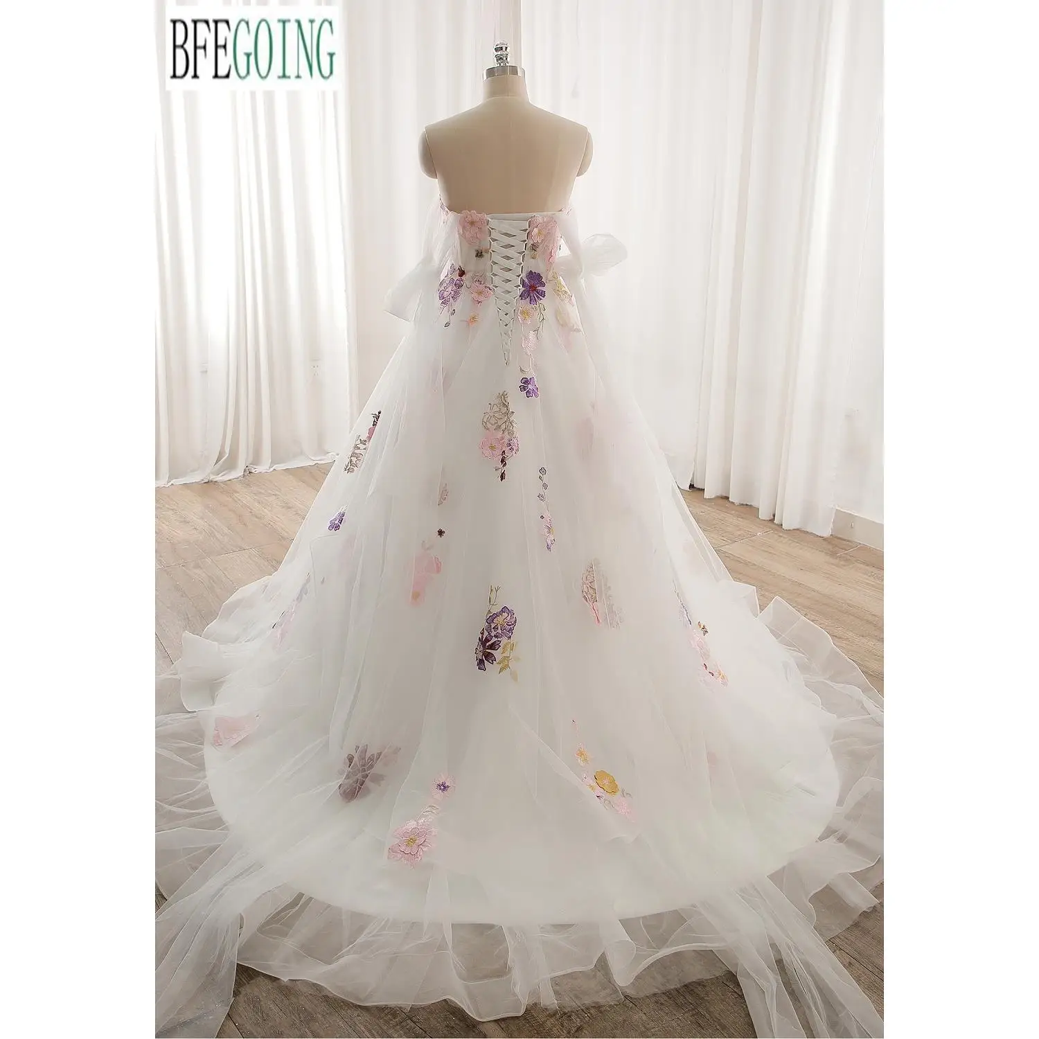 Бальное платье BFEGOING из тюля с цветами