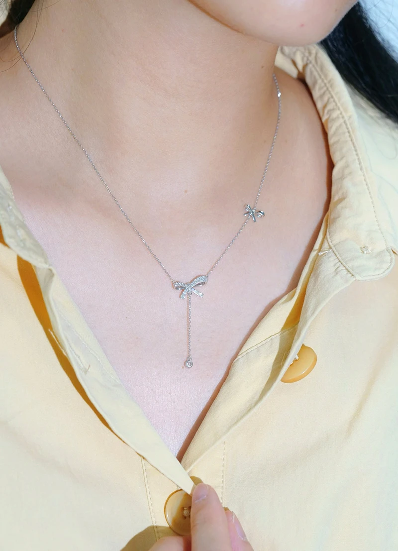 LUOWEND 100% 18K White Gold Necklace Elegant Gentle Style 0.25carat Real Natural Diamond for Women Birthday Gift