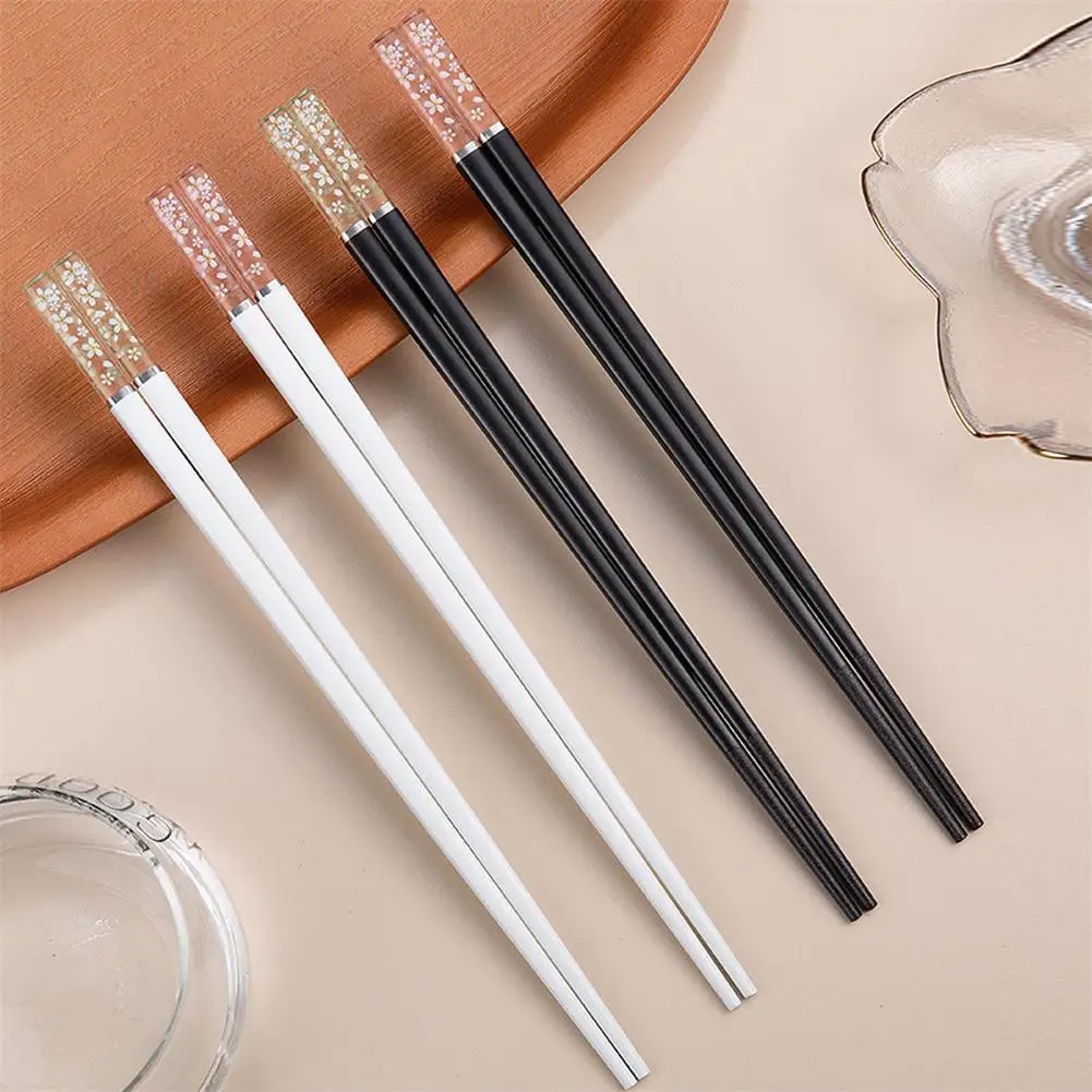 

5 Pairs New Amber Chopsticks Cherry Blossom Petals Pattern Non-slip Sushi Stick Chopsticks Eco-Friendly Food Tableware