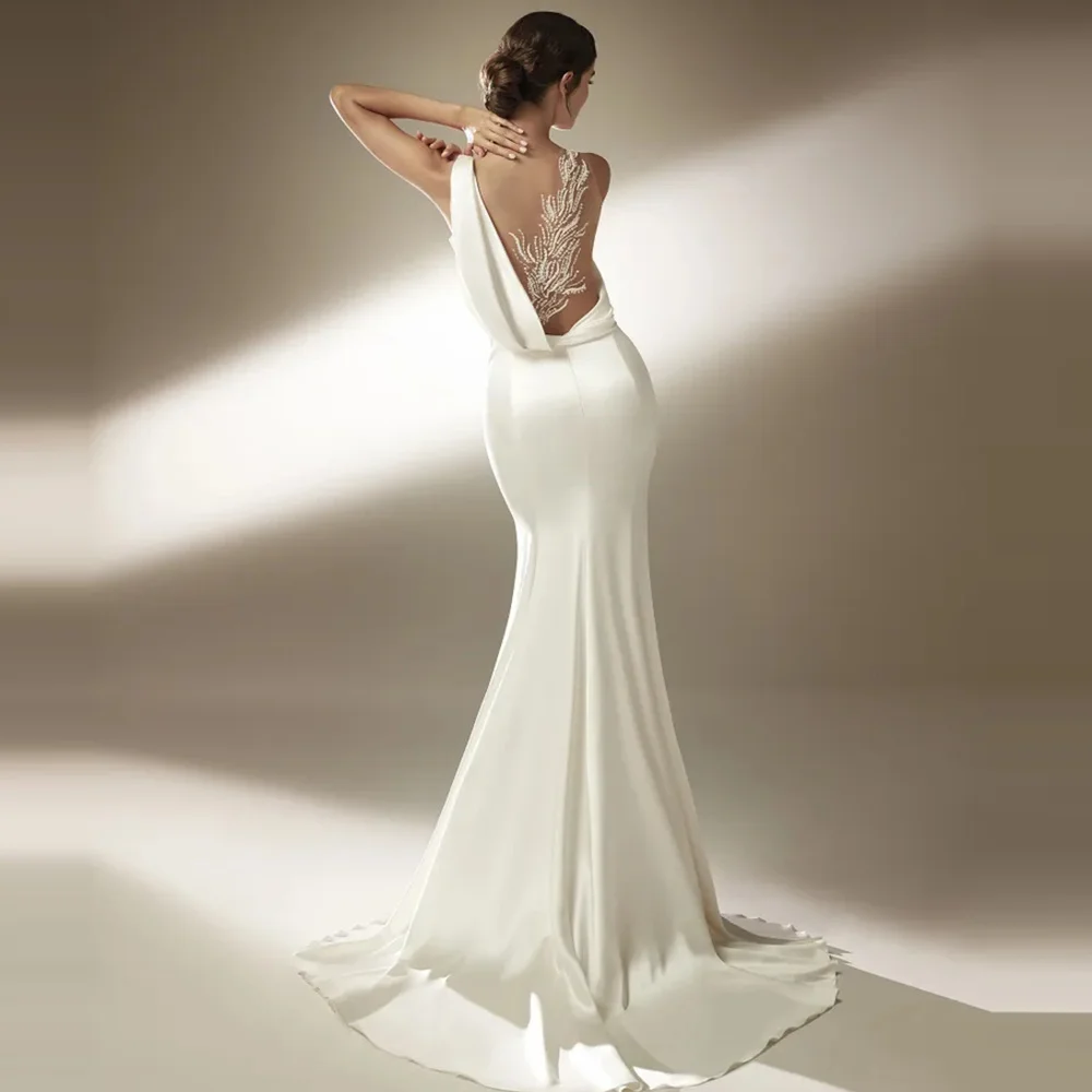 Рисунок 2 - Женское атласное платье с юбкой-годе