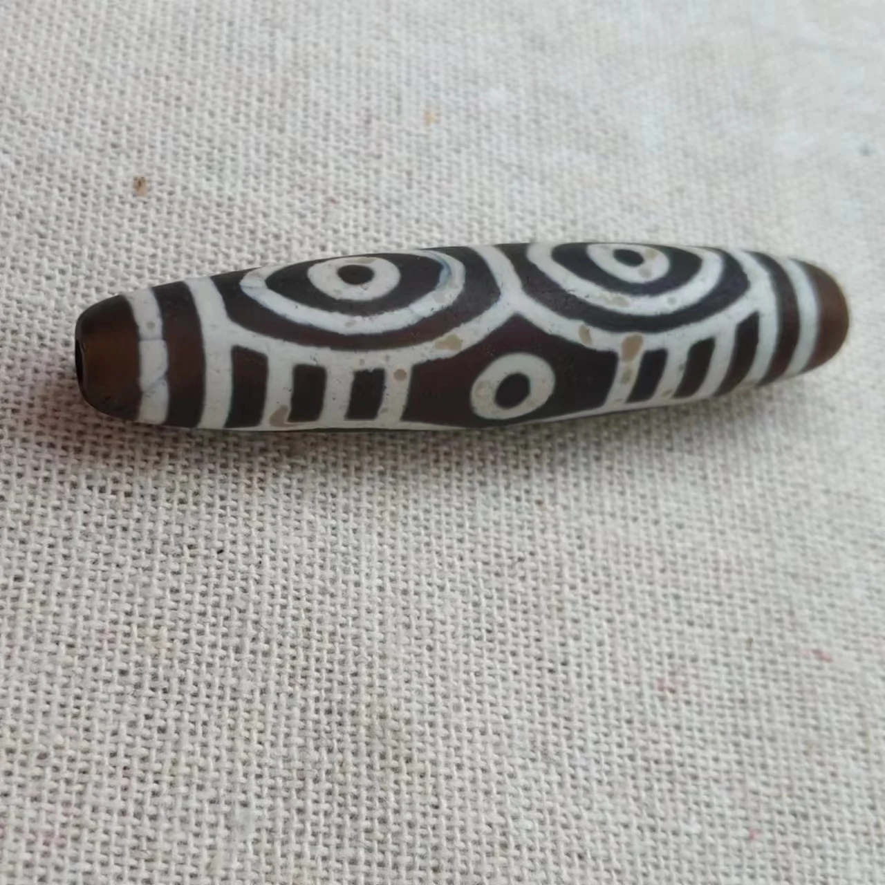 

1pcs/lot natural gemstone rough agate dzi texture three varieties black white oval column Collection old gem jewelry precious