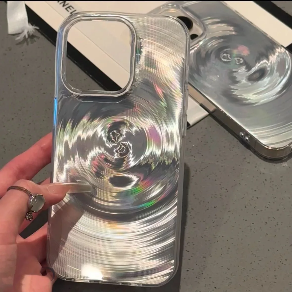 Фото Чехол для телефона с узором «Водная рябь» для iPhone 17 Pro, 16, 15, 12, 14, 11, 13 Pro Max, Air Vortex Shell, противоударный силиконовый чехол-накладка №1