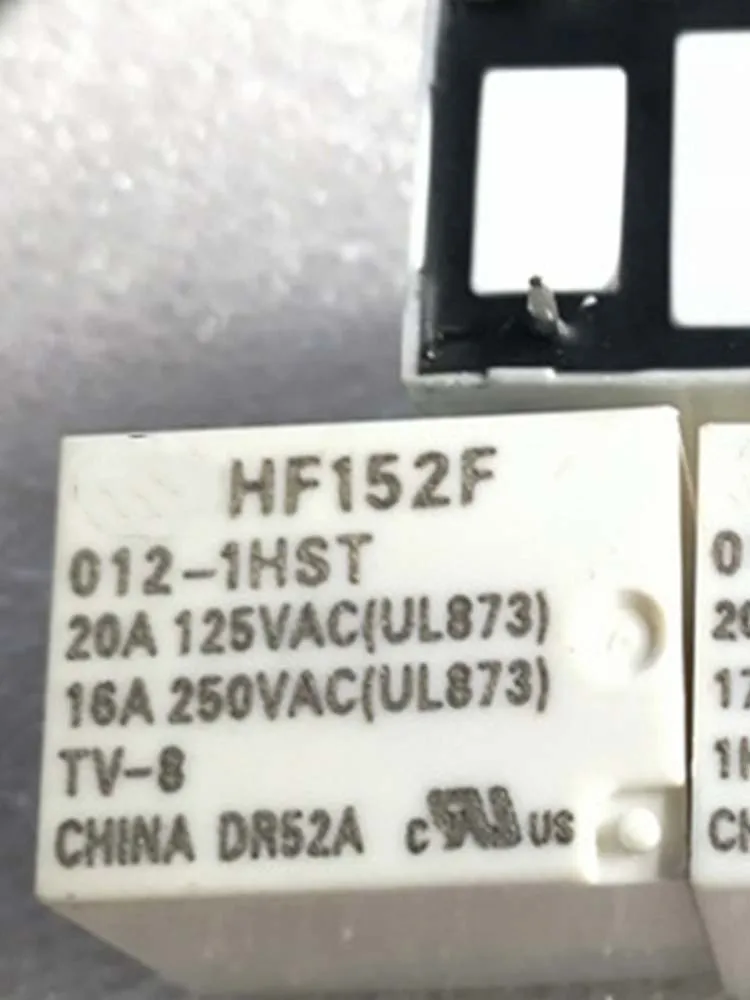 

Реле HF152F 012-1х 12 В 12 В постоянного тока 4 контакта