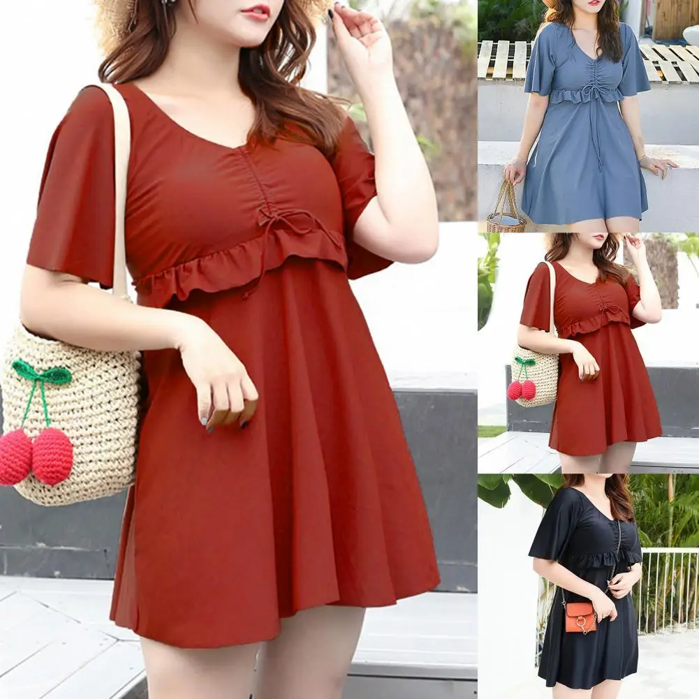 Женское однотонное платье с коротким рукавом и V-образным вырезом |