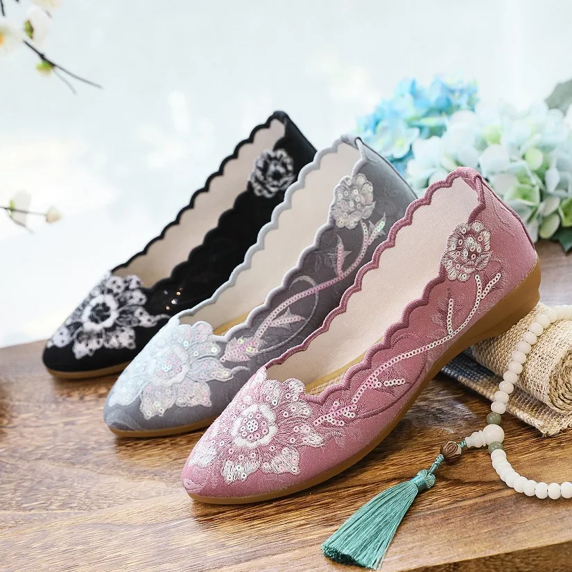 

Laser cut jacquard cotton embroidered shoes with three-dimensional flower beads spring summer women single shoes Fit cheongsam