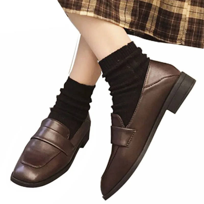 Женские лоферы LIHUAMAO в стиле колледжа Рабочая обувь без застежки Прогулочная для