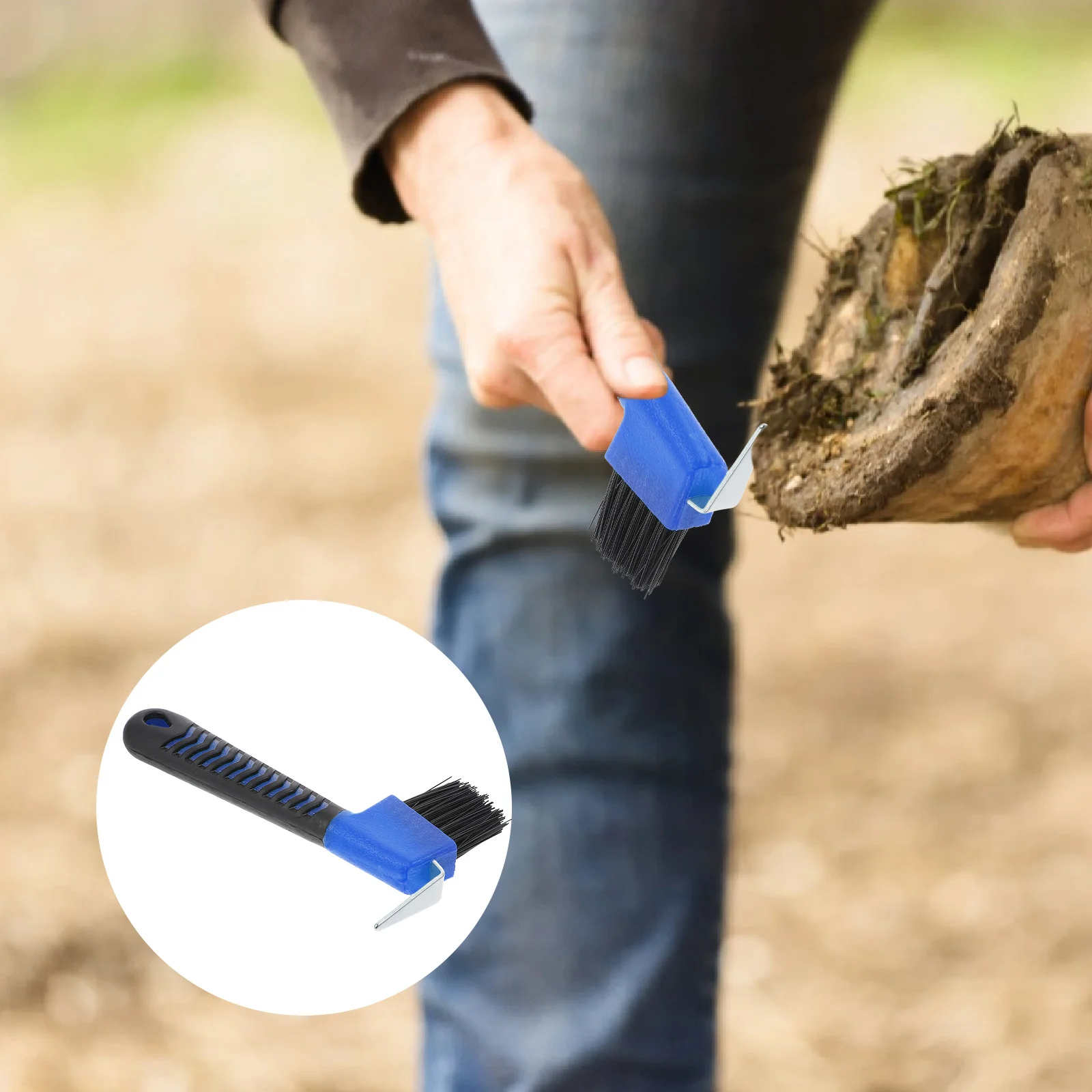 

1PC Horse Hoof Pick Anti- Practical Grip Hoof Pick with Brush Horse Grooming Tools Cleaning Tools