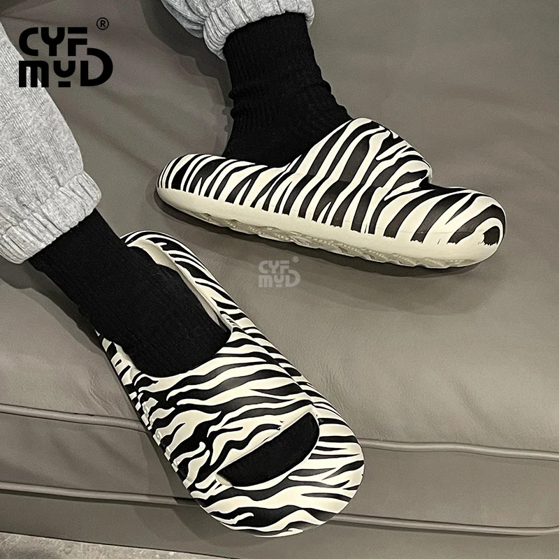Cow Slippers for Women Animal Soft Eva Slippers Man Cute Outdoor Slides Fashion Design Comfortable Platform Shoes Summer 2023