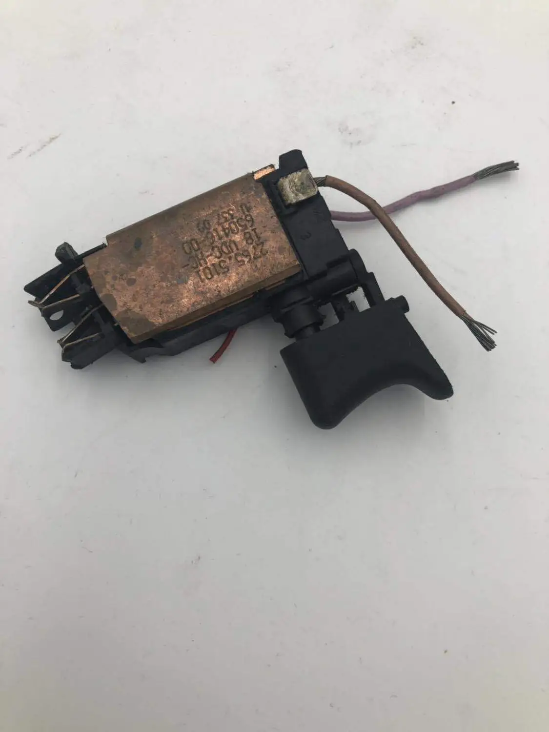 Б/у для переключателя дрели DeWalt 18 В DC-HC 2765.5101 650410 -00 U 337 09