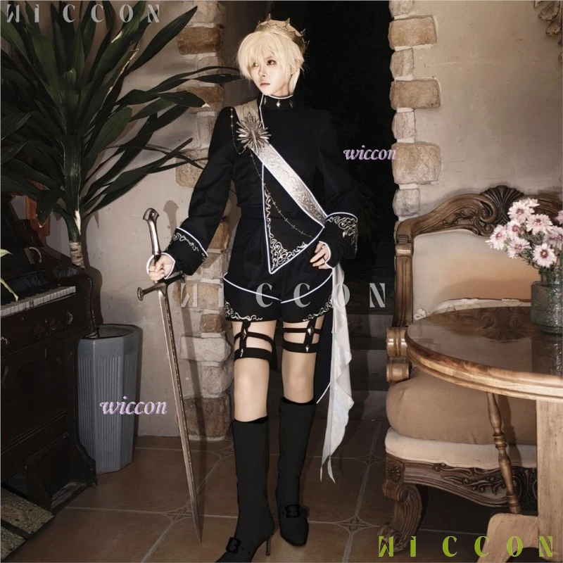 Фото Оригинальный комплект Jirai Kei Ouji Gothic Lolita – наряд в стиле принца с декоративными элементами для фембой-персонажей, включающий пояс, блузку и шорты. №1