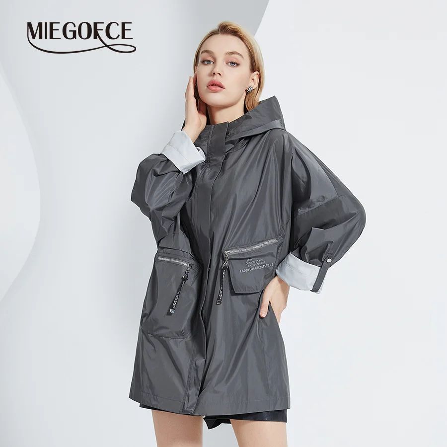 

MIEGOFCE 2022 Spring Autumn Fashion Lady Hooded Trench Coat Three-Dimensional Pocket Zipper Women Casual Windproof Parka F22722