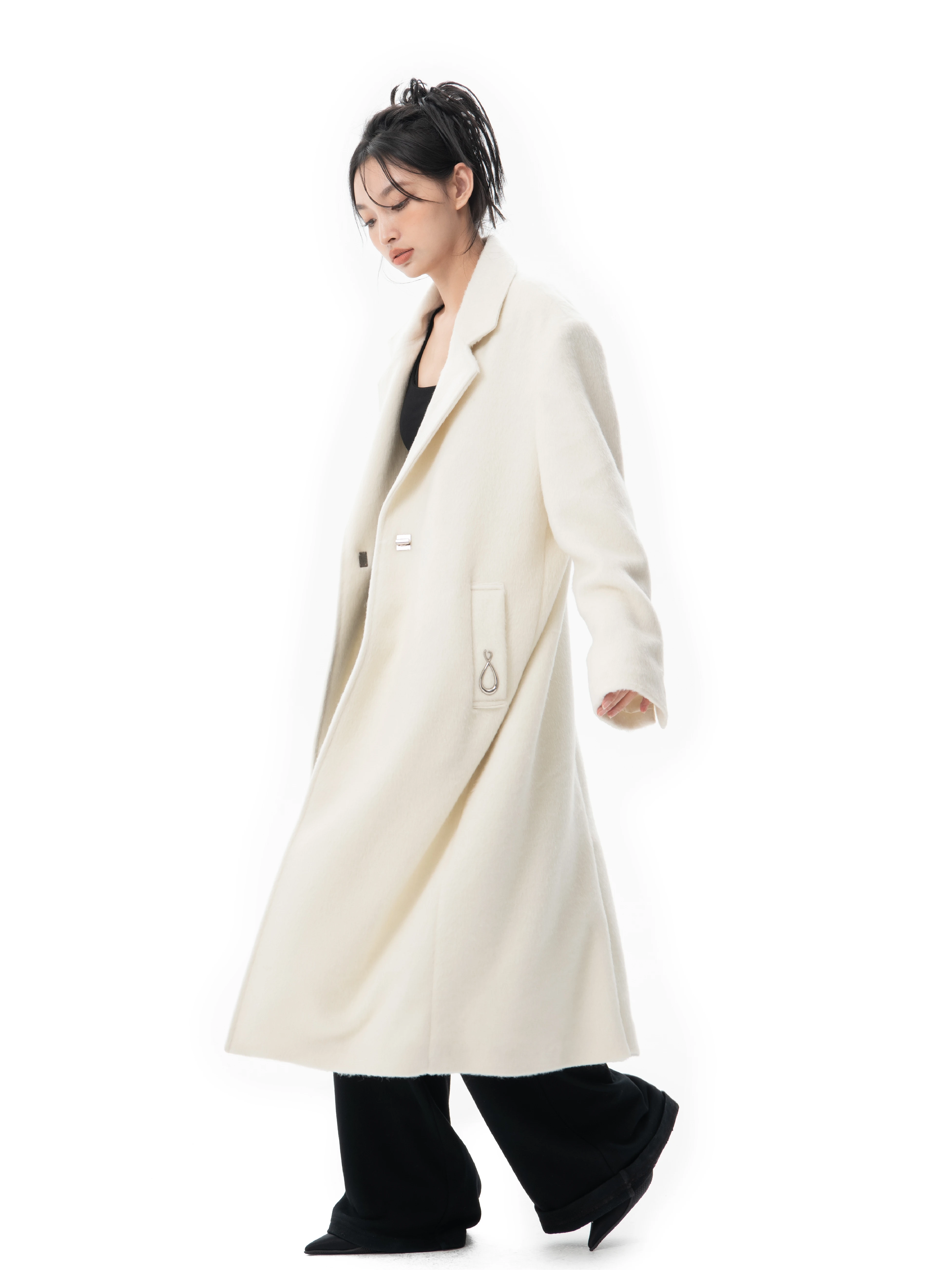 Epny Autumn and Winter Wide Shoulder Pad Coat White OS Men's Women's Same Sle Gender-Free Long Metal Buckle Design...