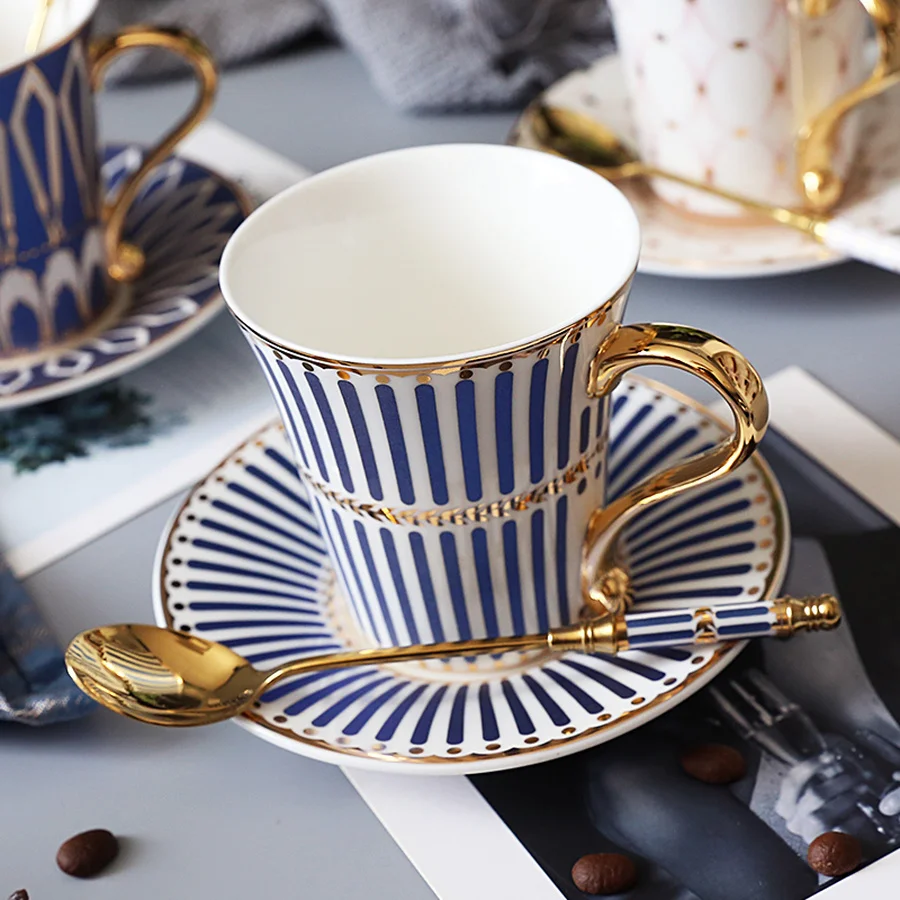

Porcelain British Coffee Cup And Saucer Luxury Royal Bone China Tazas De Ceramica Creativas Porcelain Espresso Cup Luxury HH50BD