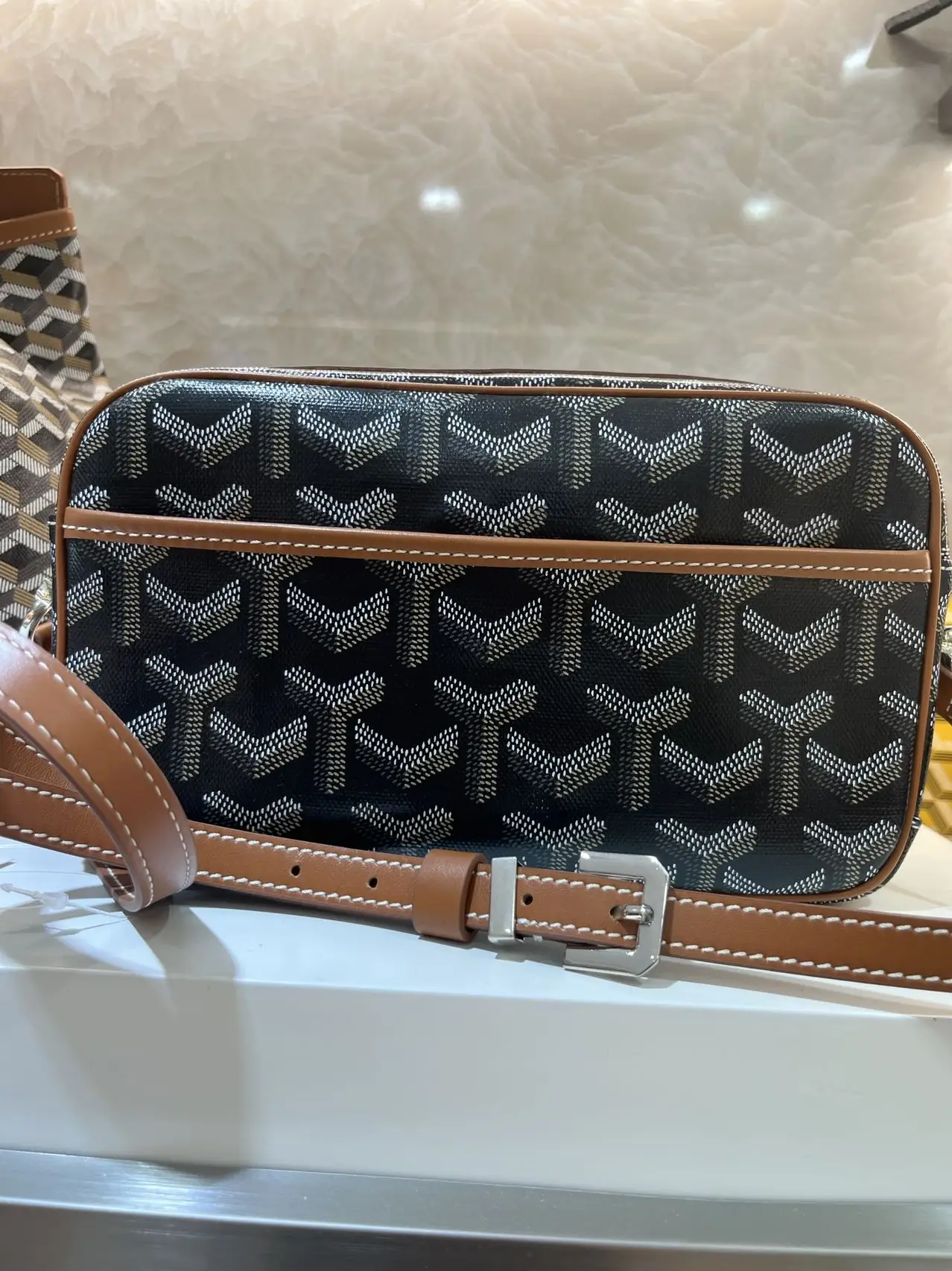 

Newly launched camera bag, online celebrity women including packaging leather upgrade, the highest quality, with cowhide, camera