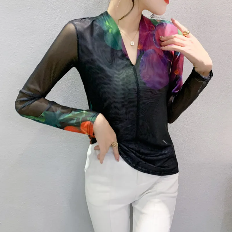 # 8772 Женская футболка с длинным рукавом и v-образным вырезом винтажная сетчатая