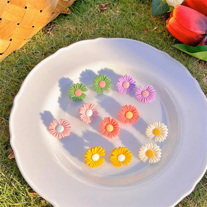 

Design New Summer Flowers Fake Piercing Earrings for Women Colorful Big Statement Earrings