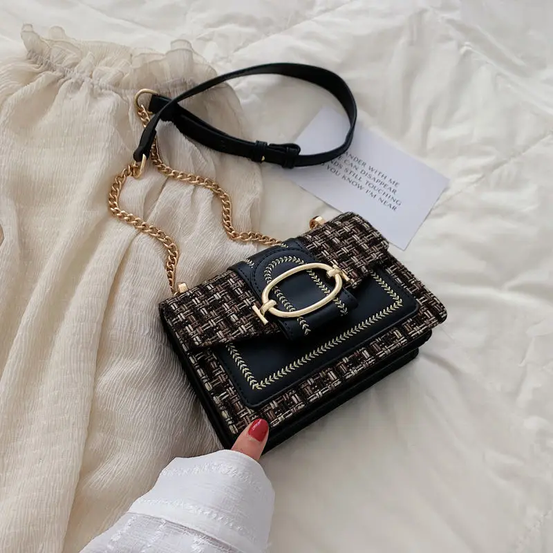 

Trendy Wide Strap Shoulder Bags For Women Large Capacity Sewing Thread Splicing Retro Female Bag Versatile shoulder bag
