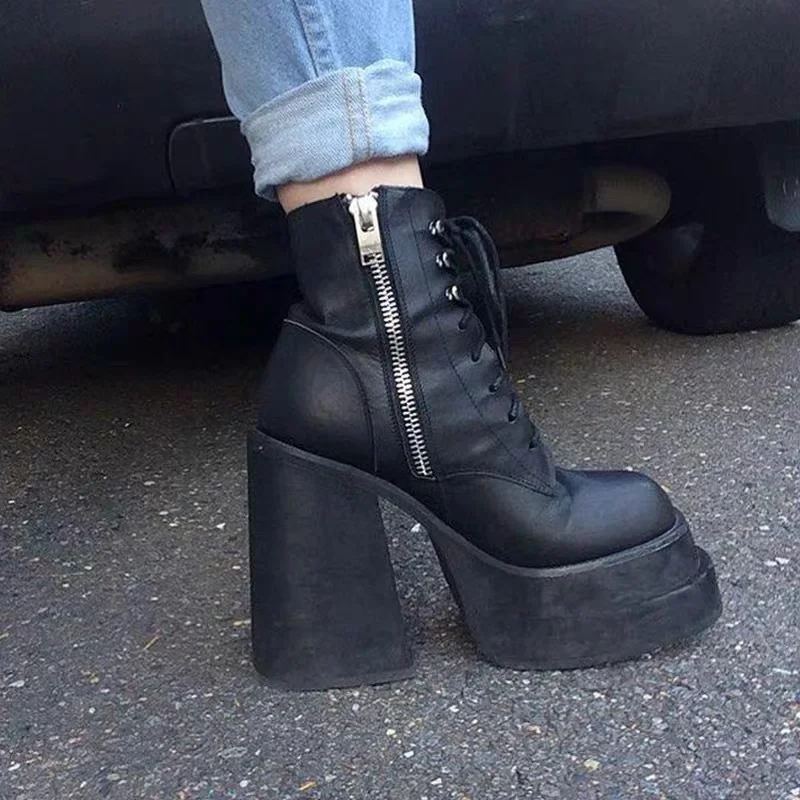 Женские ботильоны из натуральной кожи на молнии высоком каблуке и платформе |