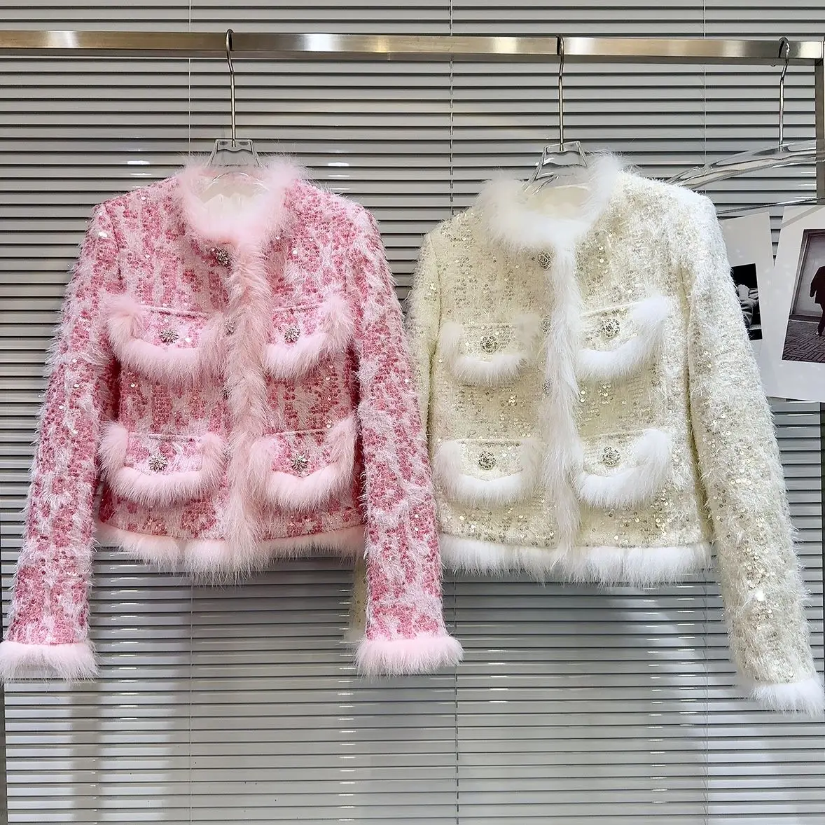 

White Duck Down Liner Women Jackets 2023 New Autumn Winter Elegant Sequins Outerwear Single-breasted Patchwork Fur Down Coat