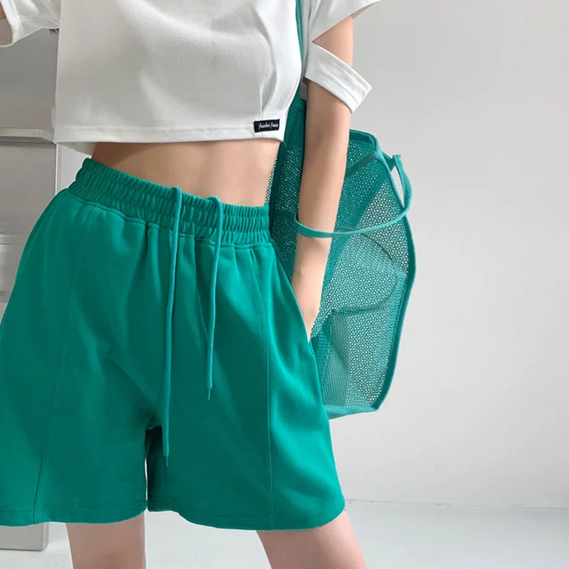 Шорты женские спортивные однотонные с эластичным поясом повседневные широкими