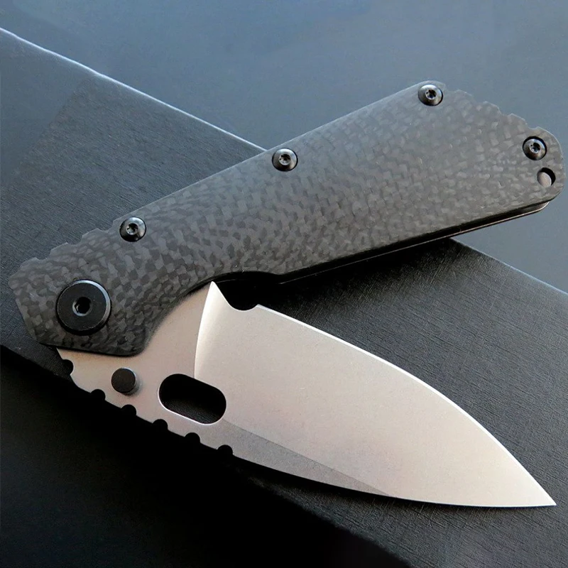 New D2 Blade Folding Knife Carbon Fiber Handle Titanium Alloy Handle Outdoor Camping Survival Tactical Pocket Knives EDC Tool